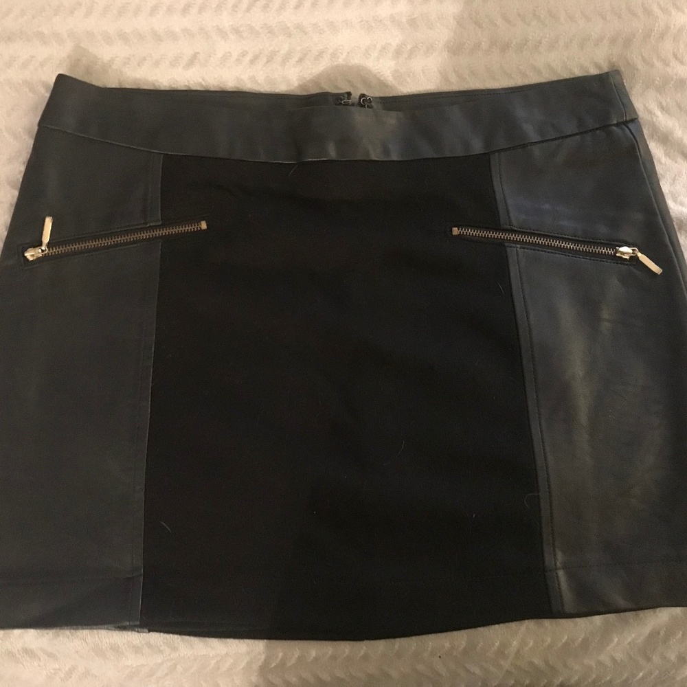 Leather-look Mini-skirt